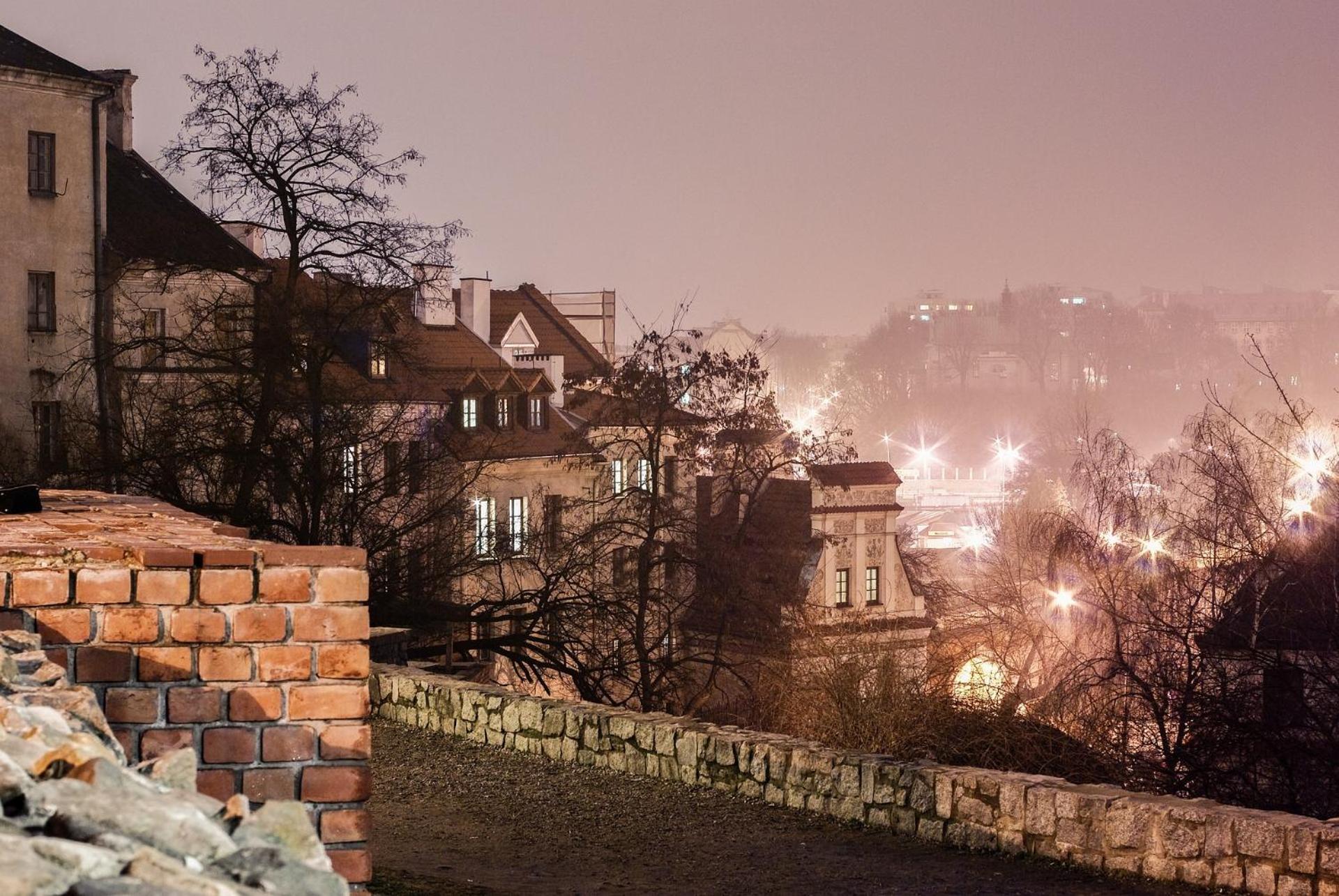 Dom Tu I Teraz Hostel Lublin Buitenkant foto