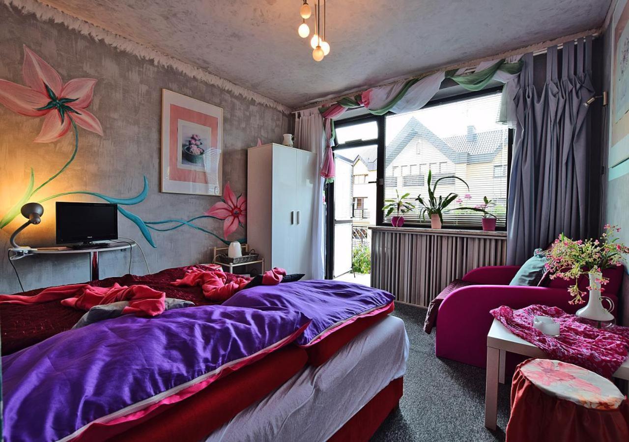 Dom Tu I Teraz Hostel Lublin Buitenkant foto